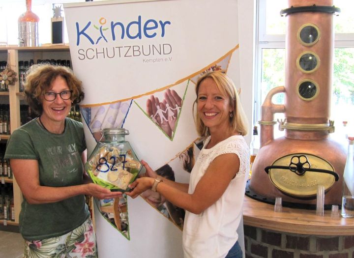 Große Tombola des Kinderschutzbundes bringt über 800 Euro in die Vereinskasse
