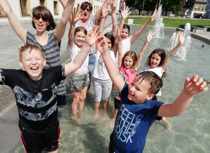 Schulkinder suchen Ehrenamtliche