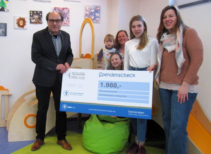 Freude über die großzügige Spende