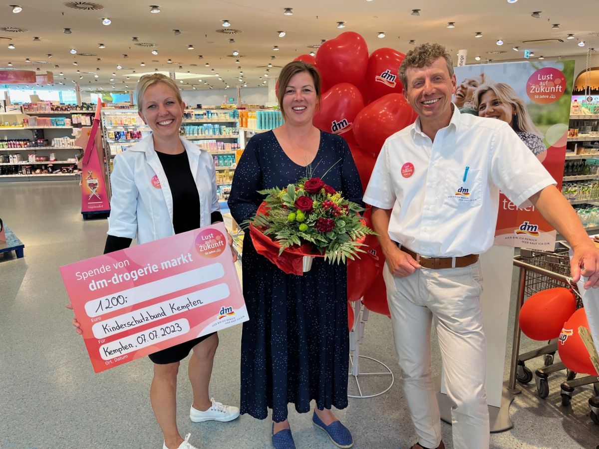 Geburtstag beschert Kinderschutzbund Kempten große Spende