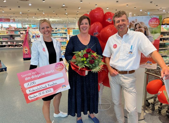 Geburtstag beschert Kinderschutzbund Kempten große Spende