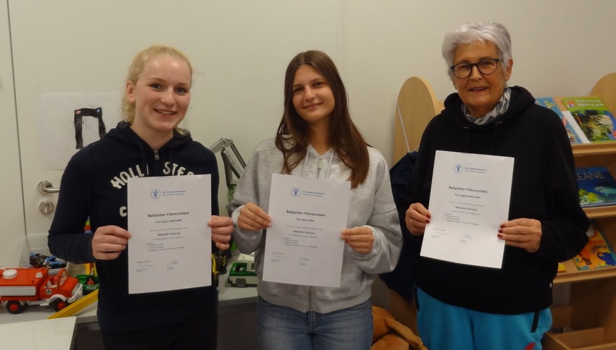 Frisch gebackene Babyitter sind bereit für ihren Einsatz